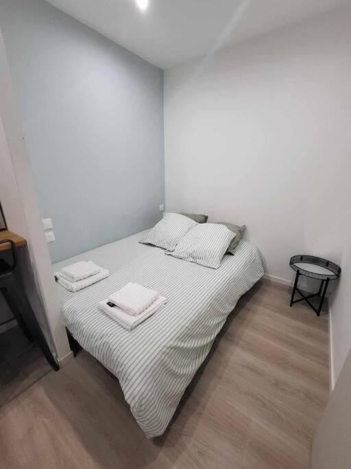 Appartement Canada 1 Valenciennes Extérieur photo